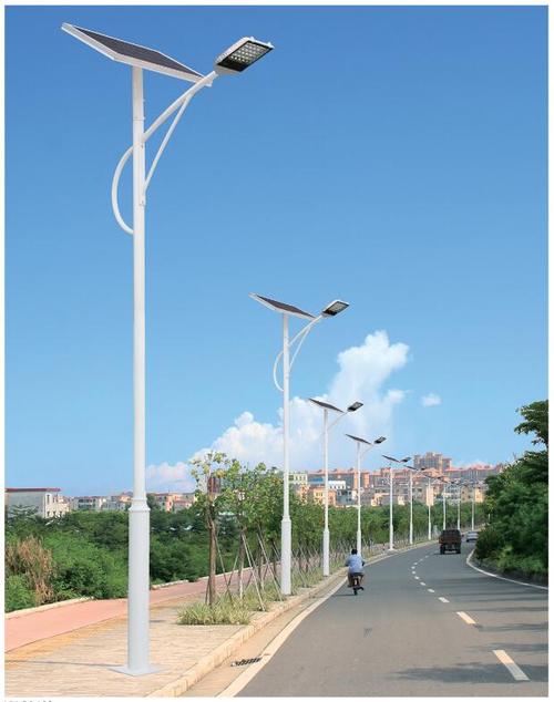 阿勒泰新疆太阳能路灯之一体化太阳能路灯厂家总结影响太阳能路灯使用的因素