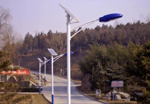 乌鲁木齐新疆太阳能路灯后期维护成本高吗
