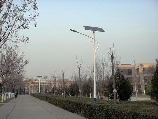 库尔勒新疆太阳能路灯一体化太阳能路灯的优点