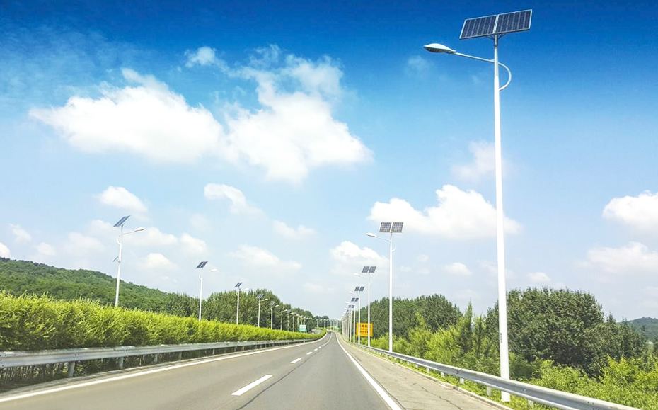 库尔勒新疆太阳能路灯高效,节能和环保的新光源