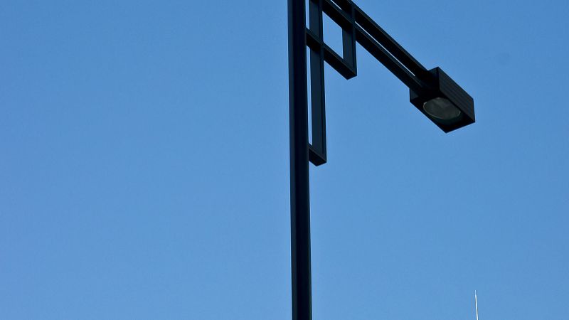 塔城新疆监控杆高度一般如何选择呢？