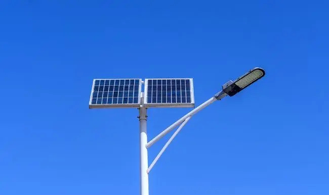 伊犁新疆太阳能路灯的安全性特别高