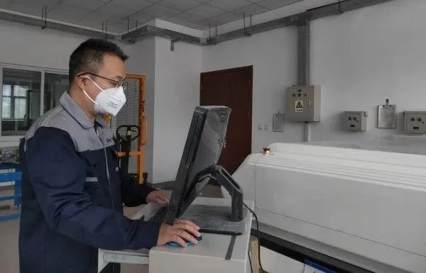发现身边人的美 | 咸阳陶瓷院西安孙现凯：满腔“热”忱 逐梦星辰