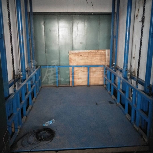 冬天的胶州货梯偶尔会出现无法使用的情况，这是什么原因造成的？