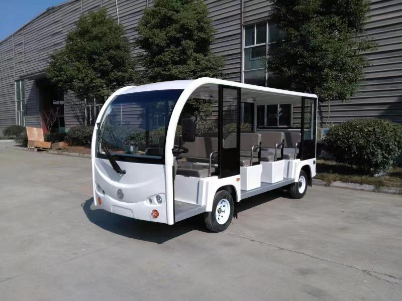 南京电动观光车使用电池产生动力，环保无污染，有效利用资源