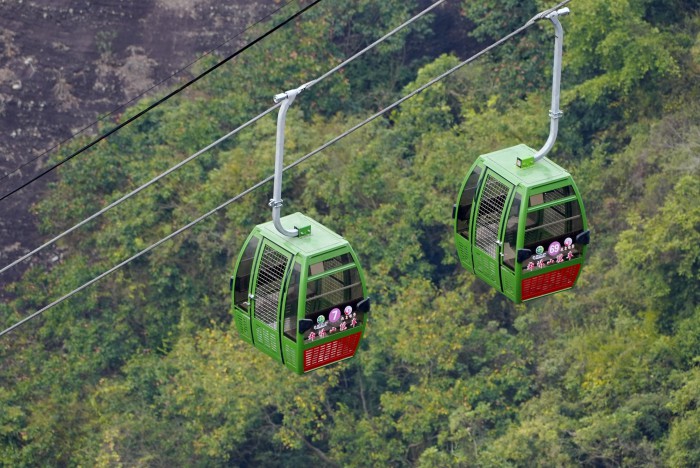 大山里的重庆索道缆车是如何建造的?