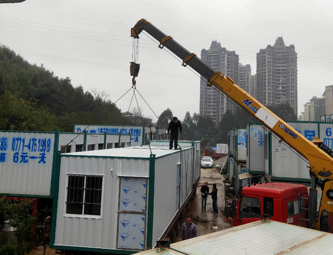 集居集装箱助力疫情防控大化定制核酸检测仓第二批✔