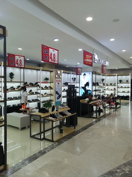 桂林鞋店展柜设计