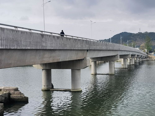 桥梁建设要选择专业系统的浙江桥梁防撞设施