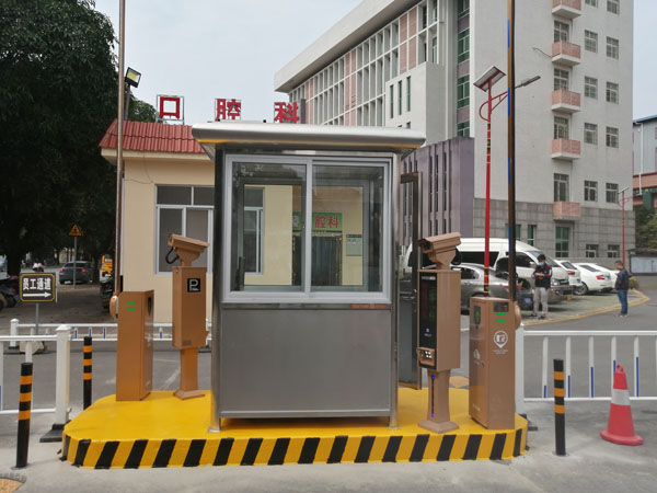 上林中醫院車牌識別系統安裝案例