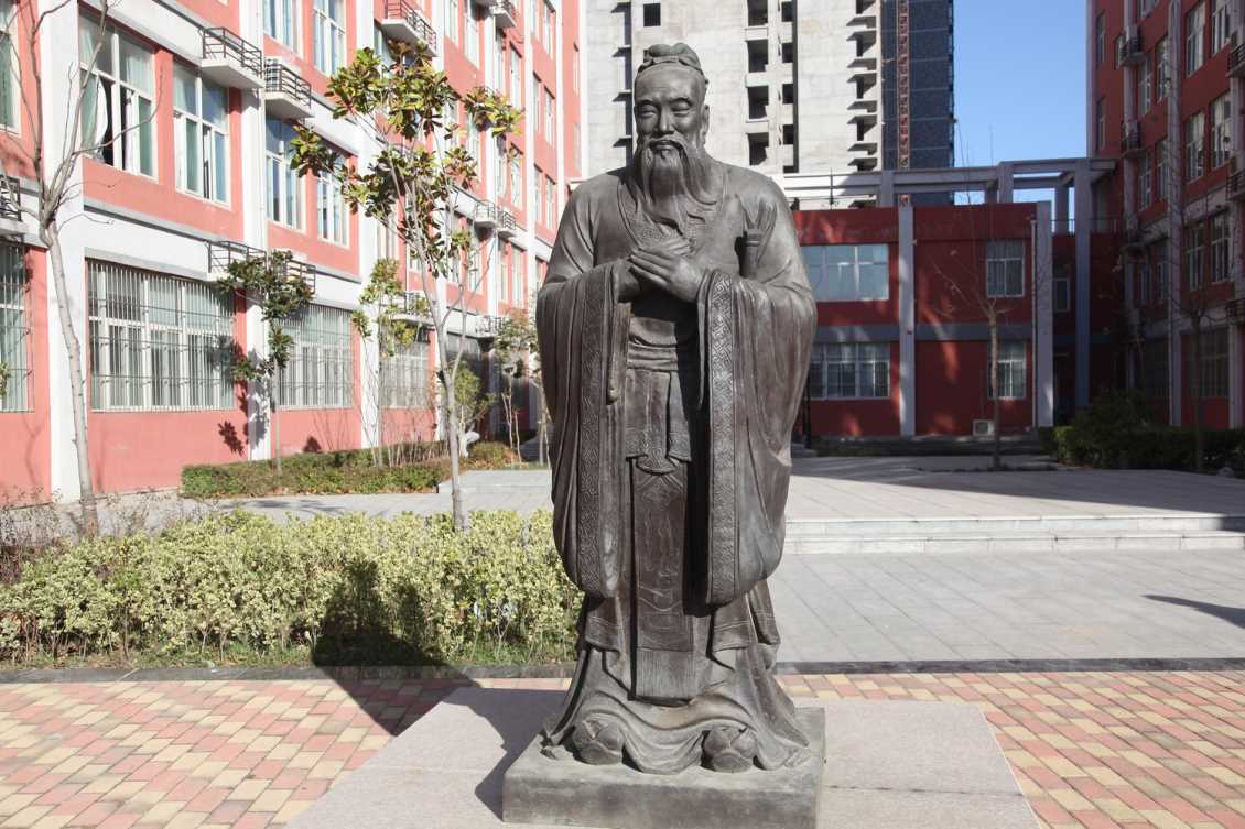 郑州校园雕塑